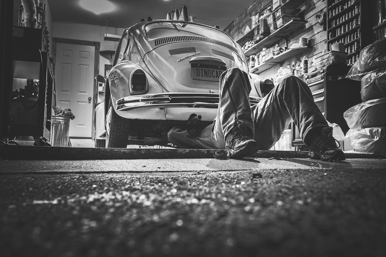 Man Car Repair Car Repair Car Workshop Repair Shop